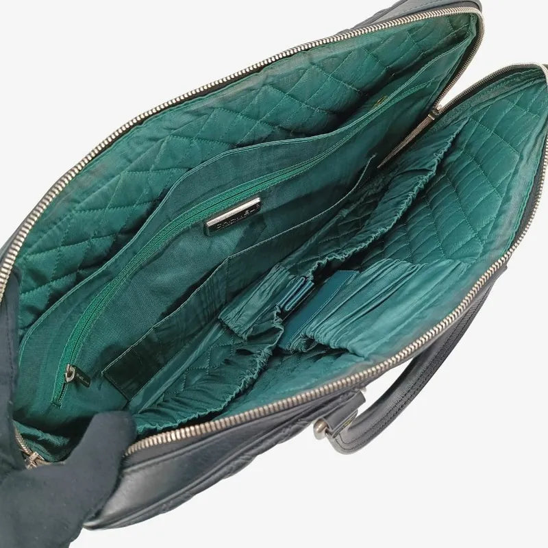 jt268-chanel-vintage-black-calfskin-handbag