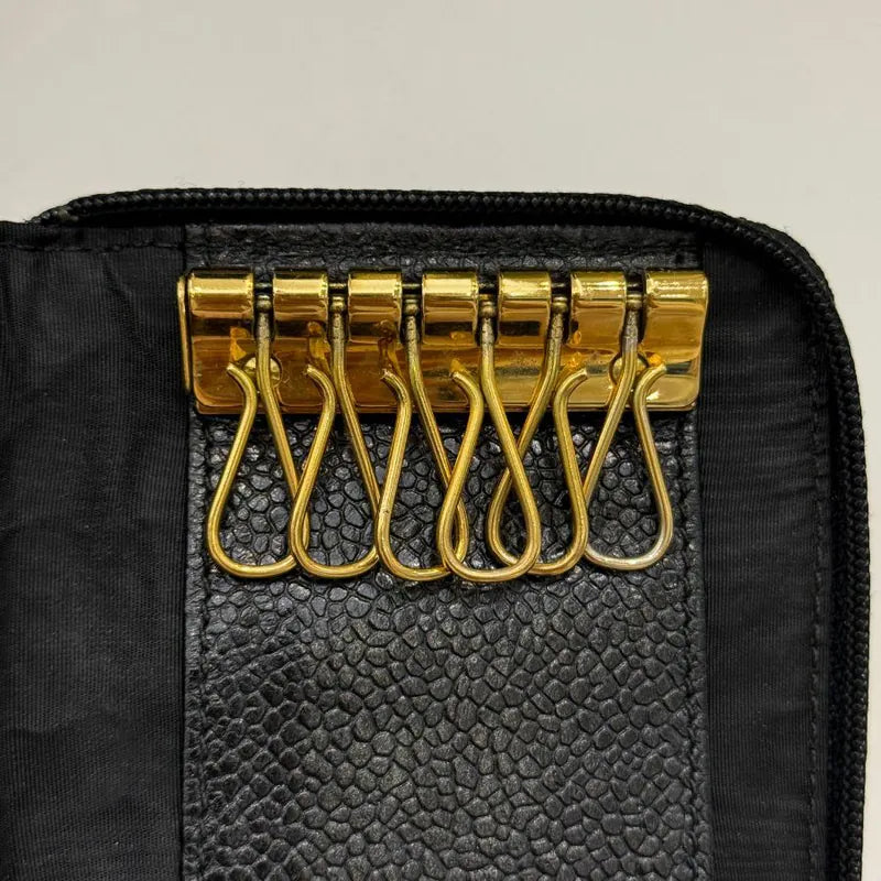 jx381-chanel-vintage-black-caviar-leather-zipped-key-holder-case