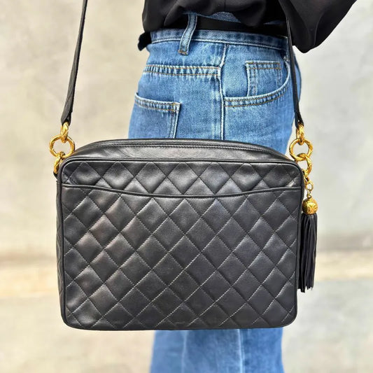 jw844-chanel-vintage-black-lambskin-quilted-camera-bag