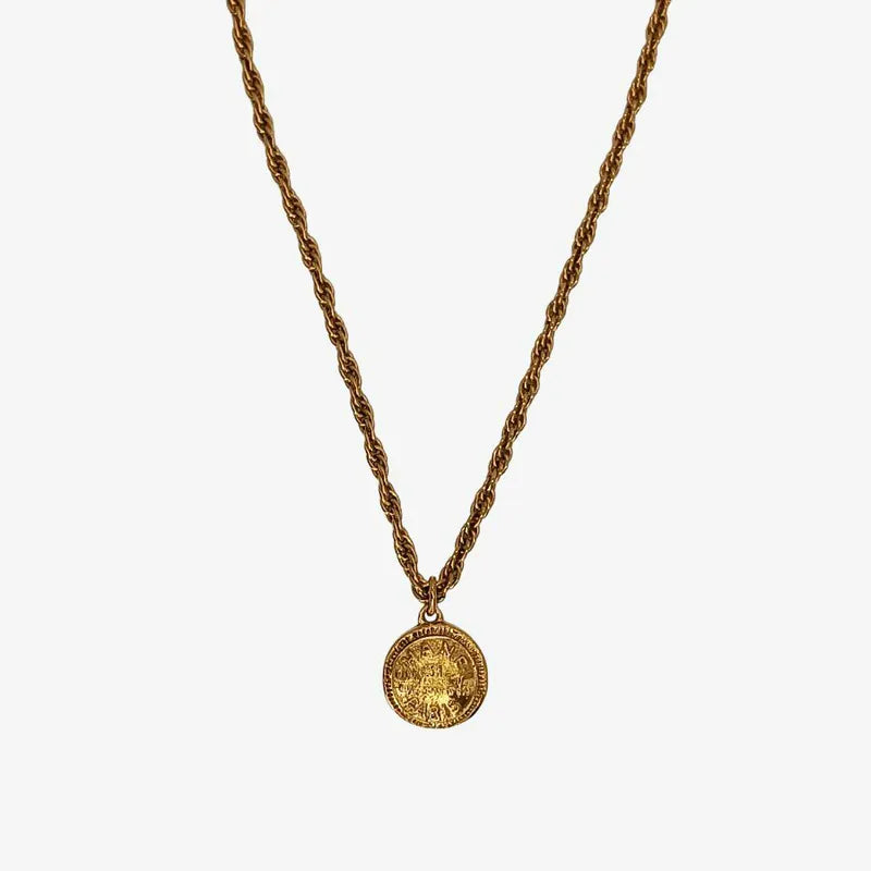 jw051-pendant-31-rue-canbon-nacklace