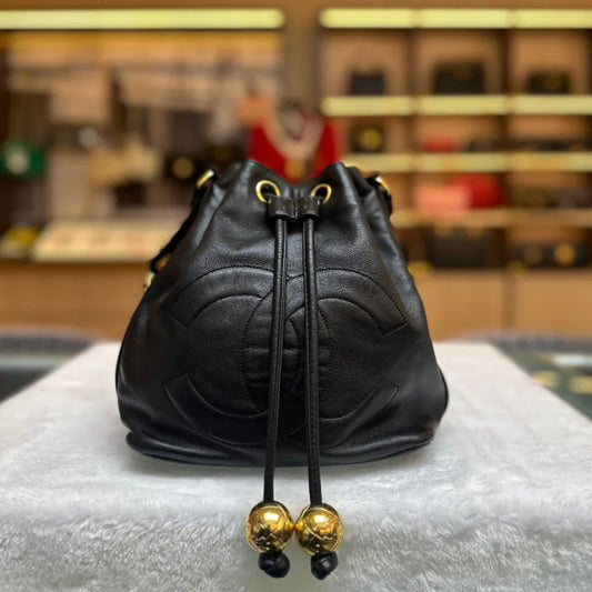 rc614-chanel-vintage-black-lambskin-gold-ball-bucket-bag
