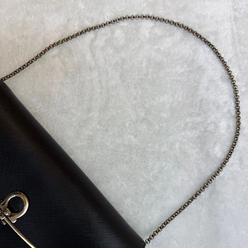 jy308-salvatore-ferragamo-black-leather-gancini-mini-bag