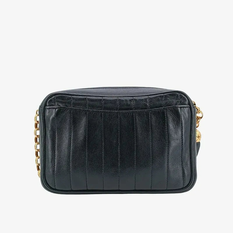 ra642-chanel-vintage-black-lambskin-tassels-gold-chain-camera-bag