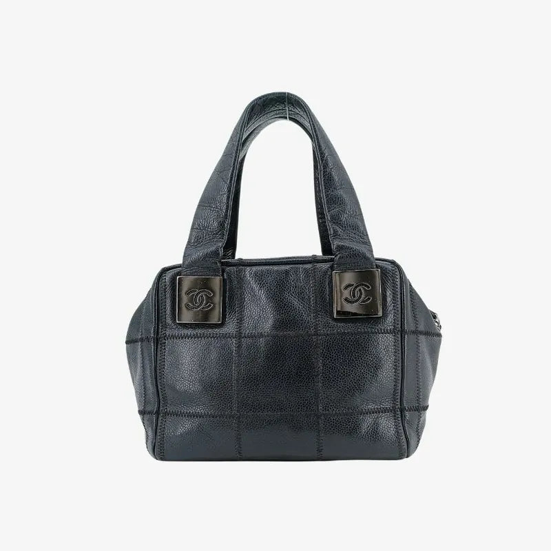 rb765-chanel-vintage-black-caviar-leather-chocolate-bar-handbag