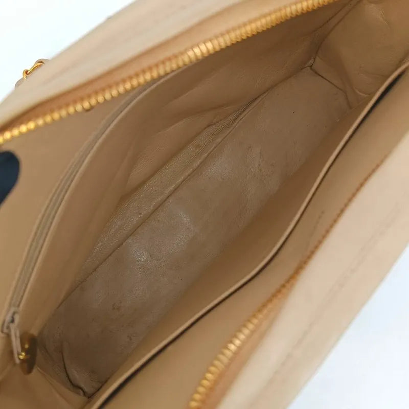 jt181-chanel-vintage-beige-lambskin-tassel-camera-bag