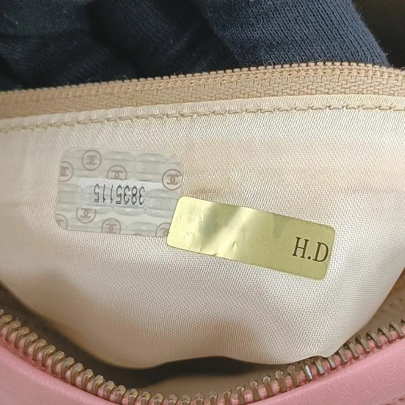 jt703-chanel-vintage-pink-lambskin-quilted-camera-bag