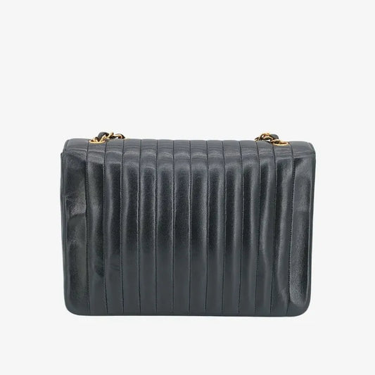 jr695-chanel-vintage-black-lambskin-horizontal-stripe-circle-turnlock-flap-bag