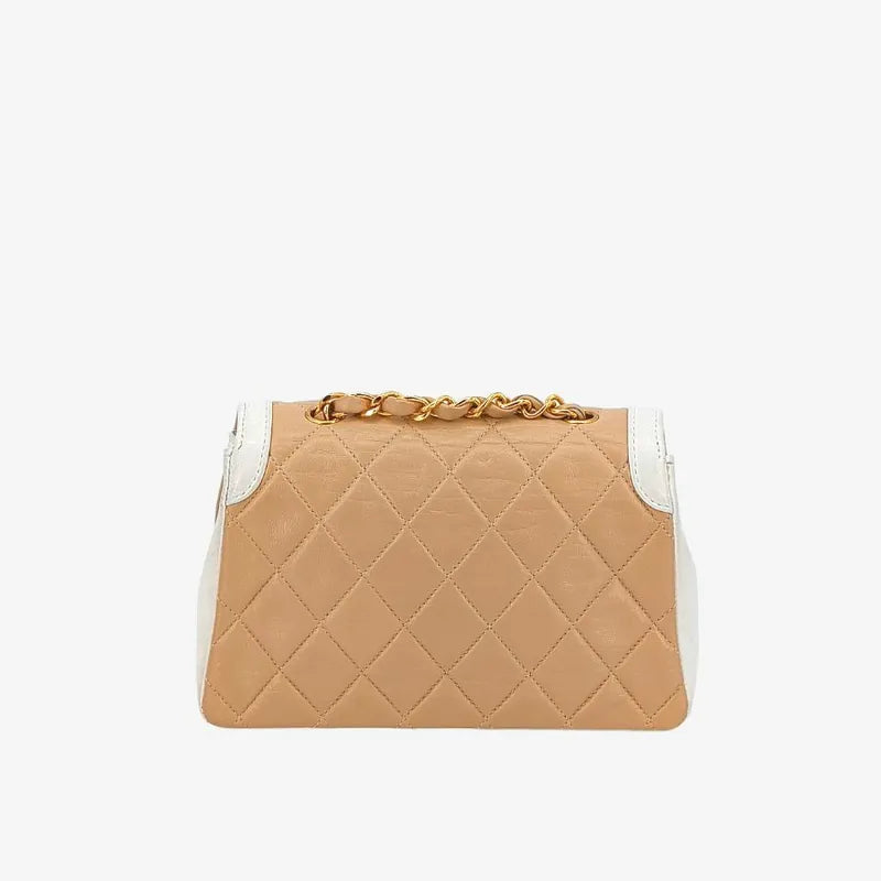 jt342-chanel-vintage-bicolor-beige-white-lambskin-quilted-flap-bag