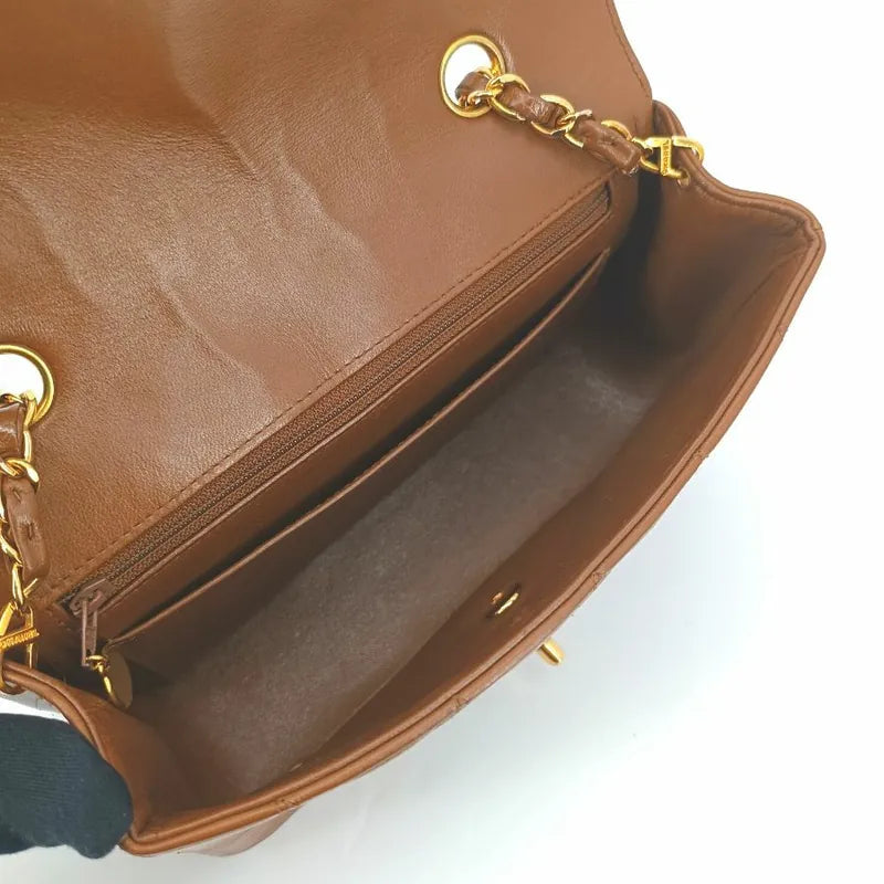 jt156-chanel-vintage-brown-lambskin-22cm-diana-flap-bag