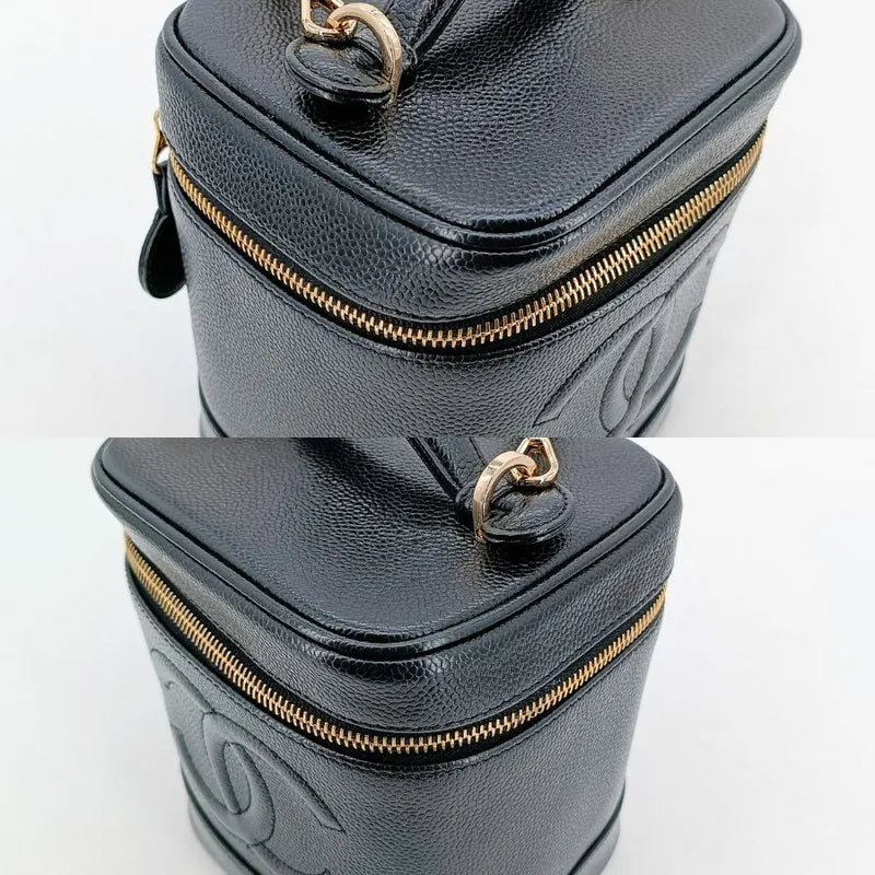ra904-chanel-vintage-black-caviar-leather-cosmetic-bag