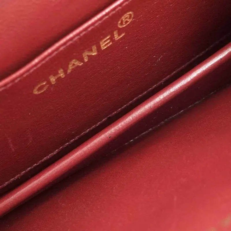 jr218-chanel-vintage-black-lambskin-flap-clutch-with-chain