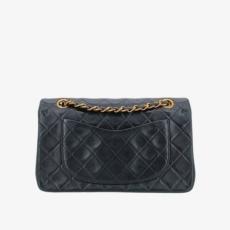 c416-chanel-vintage-black-lambskin-23cm-classic-flap-bag