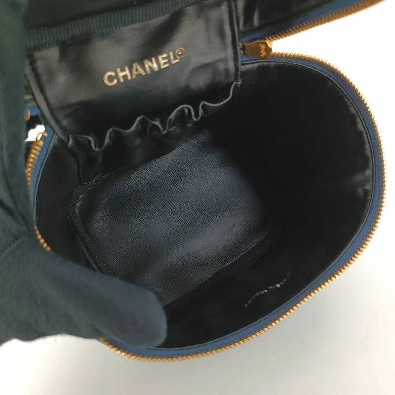 90185433-chanel-vintage-blue-denim-cosmetic-bag