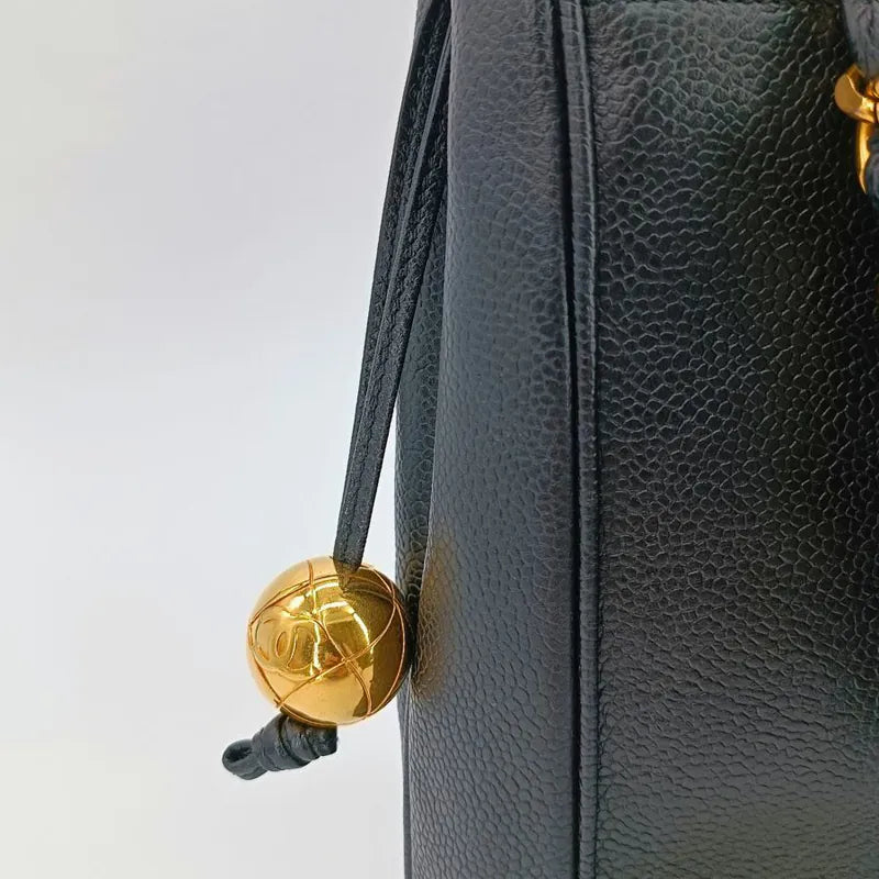 jt555-chanel-vintage-black-caviar-leather-triple-cc-tote-bag