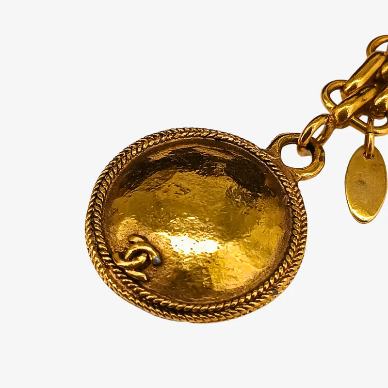 ra156-chanel-gold-key-ring