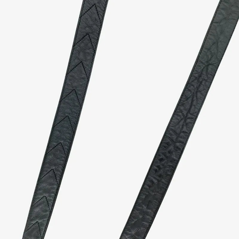 jw206-chanel-vintage-black-lambskin-tassel-camera-bag