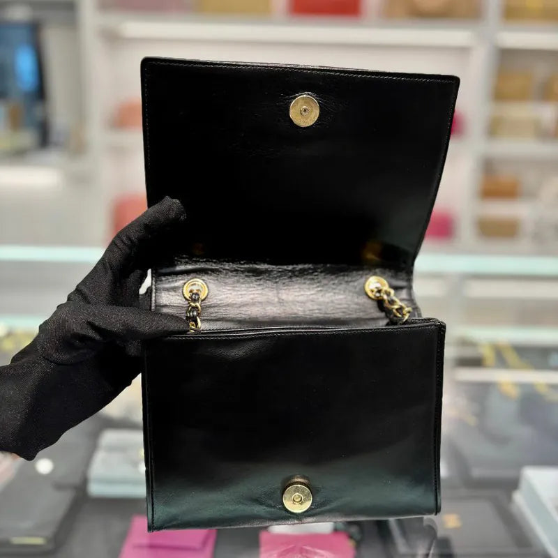 rc397-chanel-vintage-black-lambskin-quilted-flap-bag