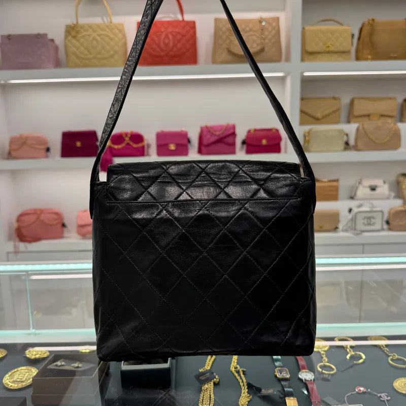 jw447-chanel-vintage-black-lambskin-flap-bag