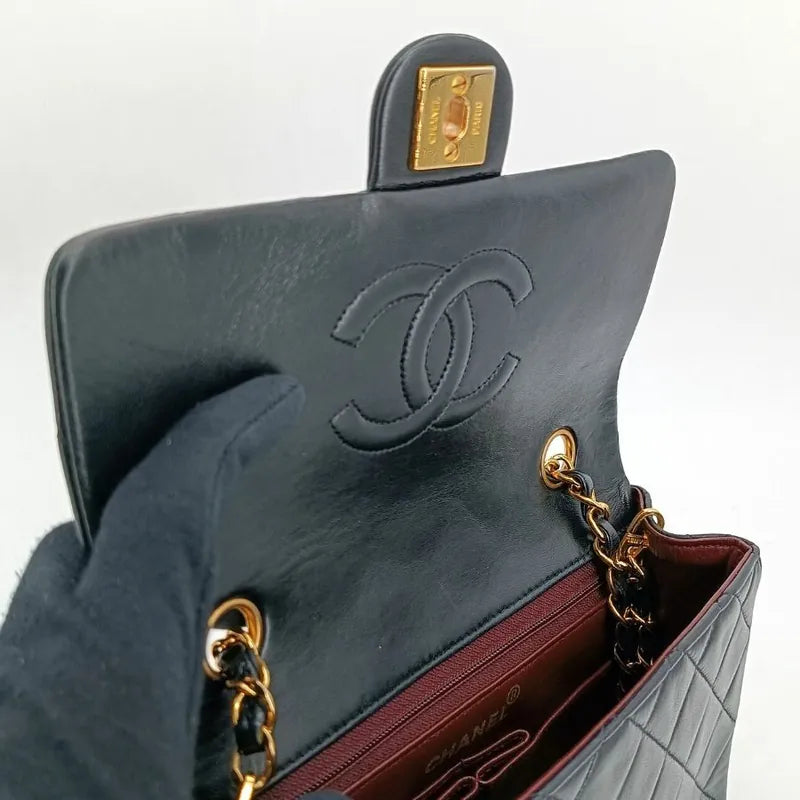 js990-chanel-vintage-black-lambskin-20cm-mini-square-flap-bag