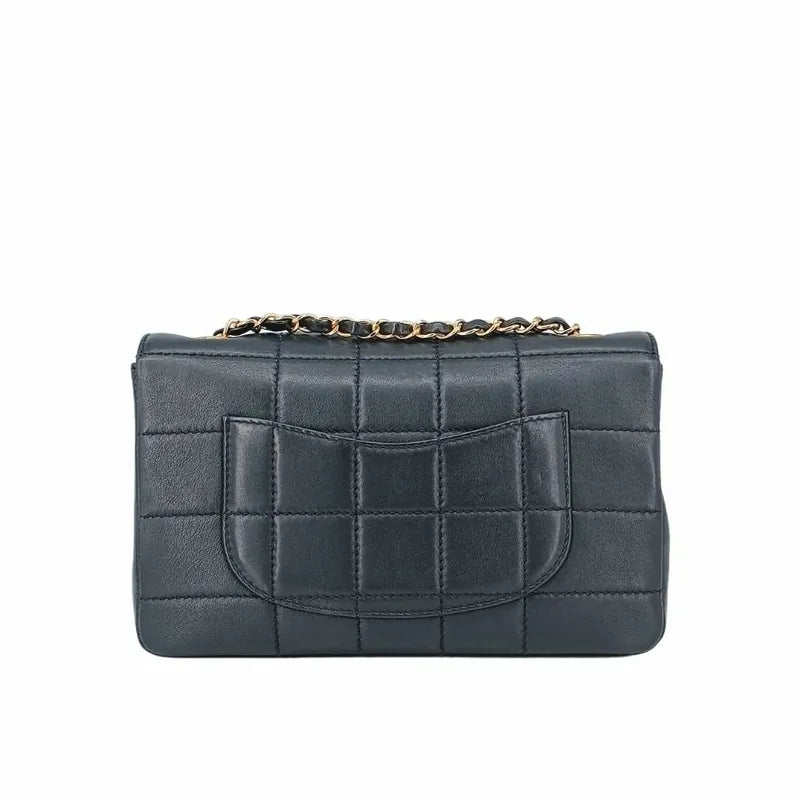 90199599-chanel-vintage-black-lambskin-chocolate-bar-flap-bag