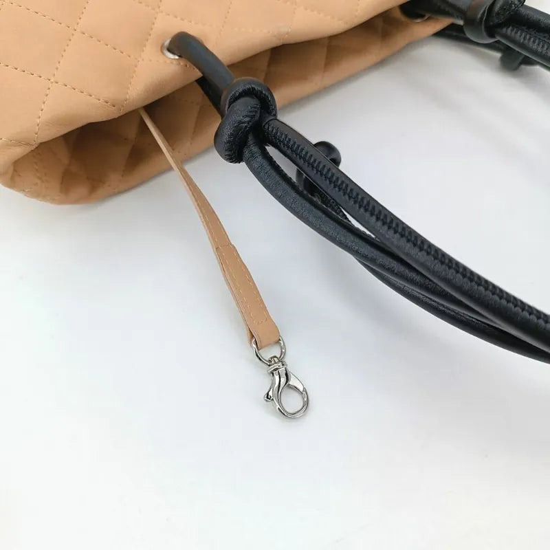 jt016-chanel-vintage-beige-calfskin-cambon-tote-bag