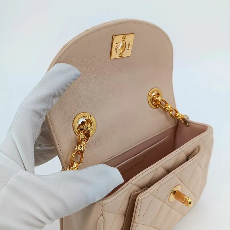 rb349-chanel-vintage-light-pink-lambskin-gold-chain-flap-bag