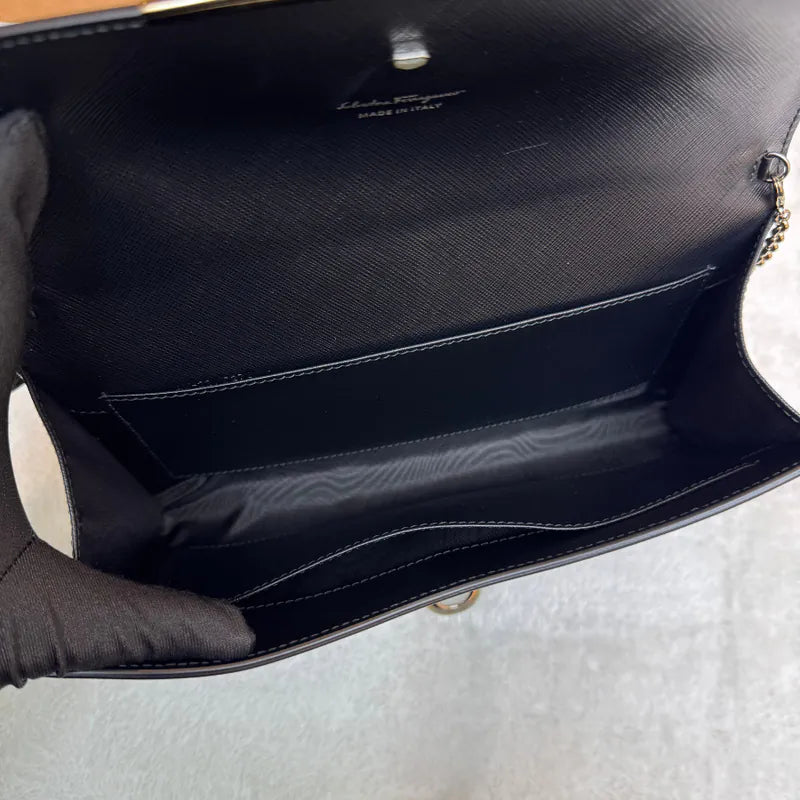 jy308-salvatore-ferragamo-black-leather-gancini-mini-bag