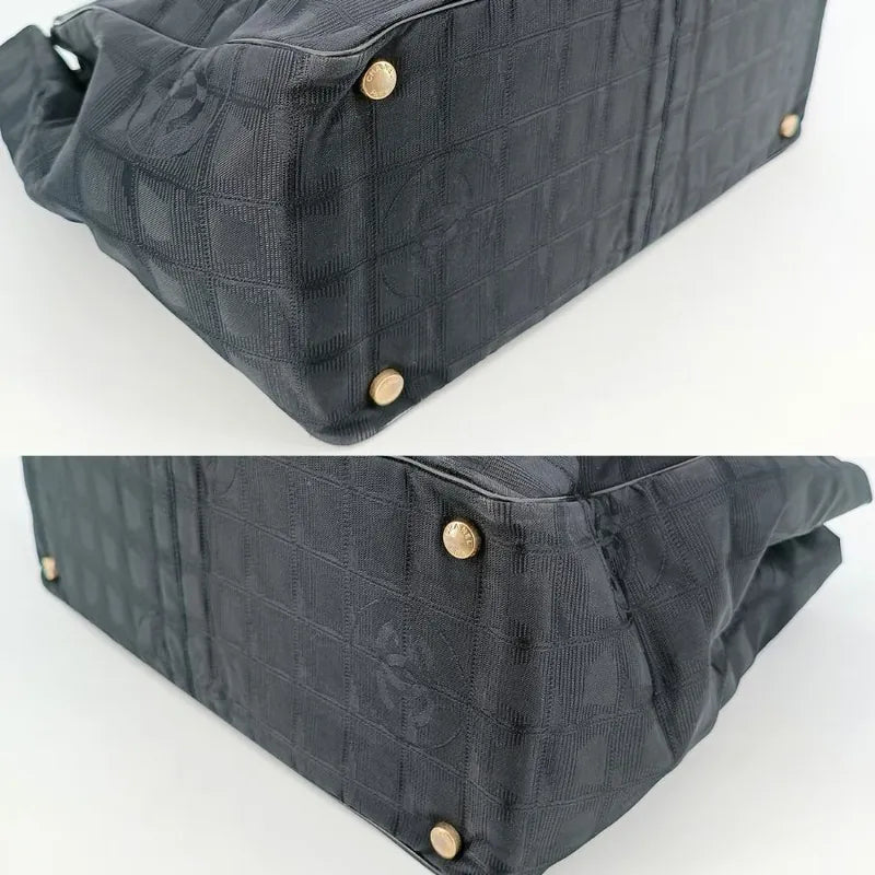tk012-chanel-vintage-black-nylon-handbag