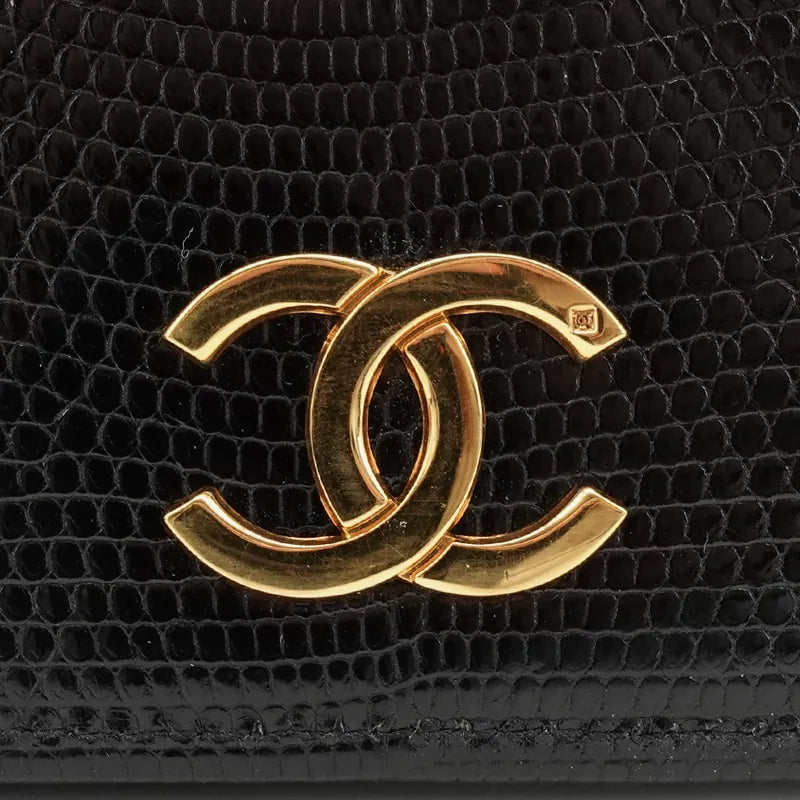 jq470-chanel-vintage-black-lizard-skin-flap-bag