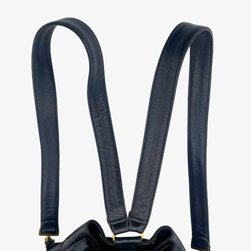 jw571-chanel-vintage-black-lambskin-drawstring-backpack