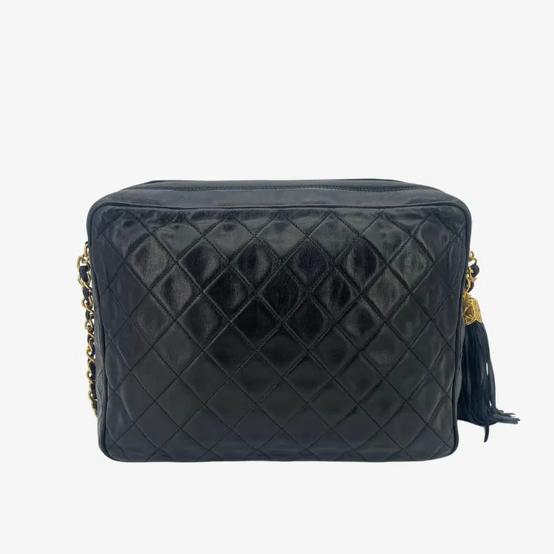 rc244-chanel-vintage-black-lambskin-tassel-camera-bag