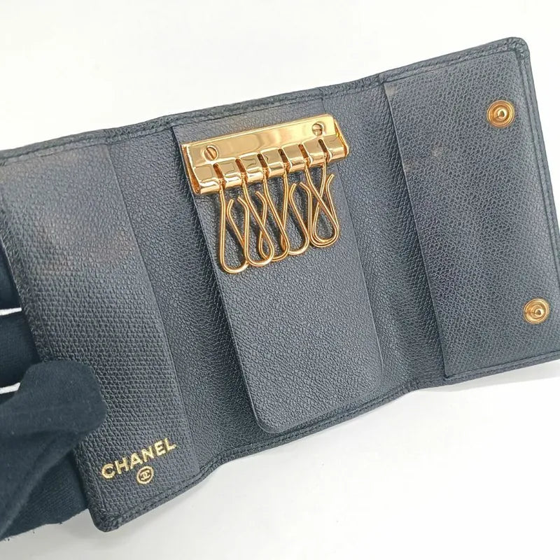 jt405-chanel-vintage-black-caviar-leather-cc-flap-6-key-holder