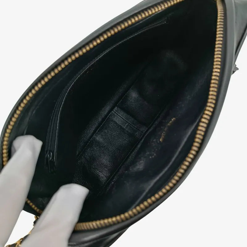 jah131-chanel-vintage-black-lambskin-tassel-camera-bag