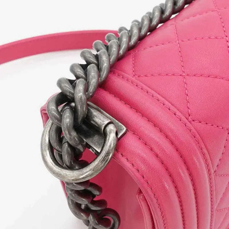 jq927-chanel-boy-pink-lambskin-flap-shoulder-bag