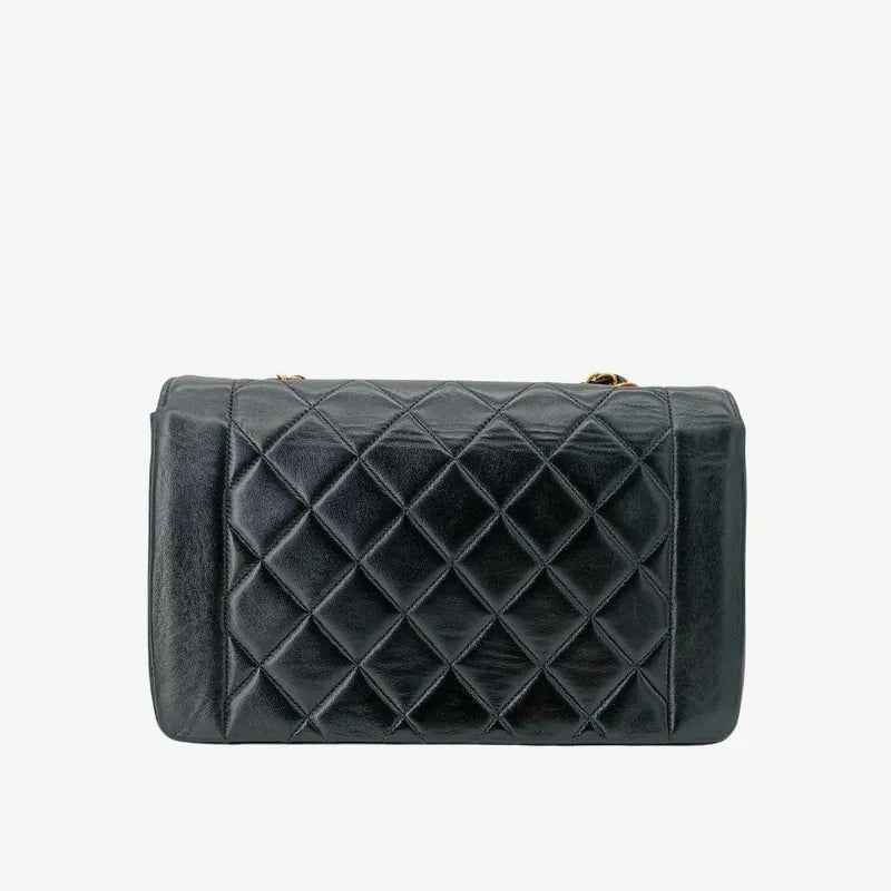 js529-chanel-vintage-black-lambskin-25cm-diana-flap-bag