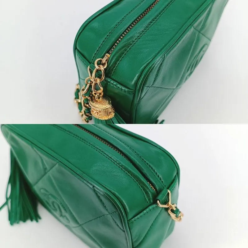 ra692-chanel-vintage-green-lambskin-tassel-camera-bag