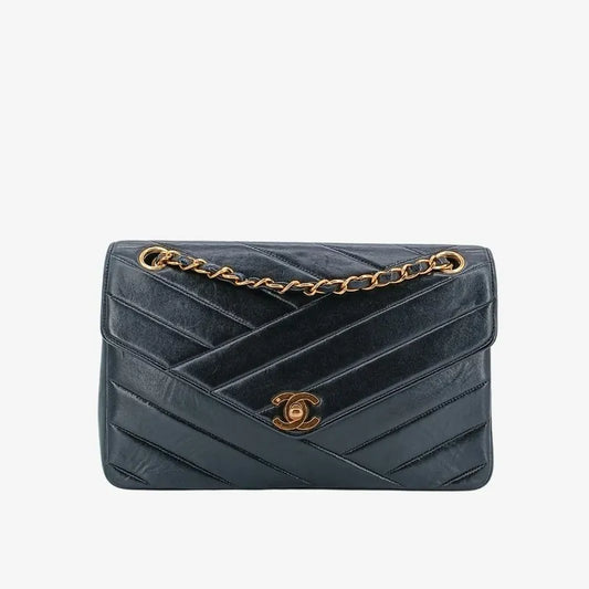 jt645-chanel-vintage-black-lambskin-cross-stripe-flap-bag