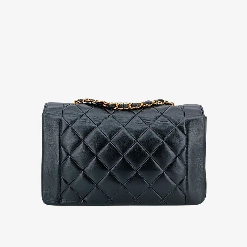 ra223-chanel-vintage-black-lambskin-25cm-diana-flap-bag