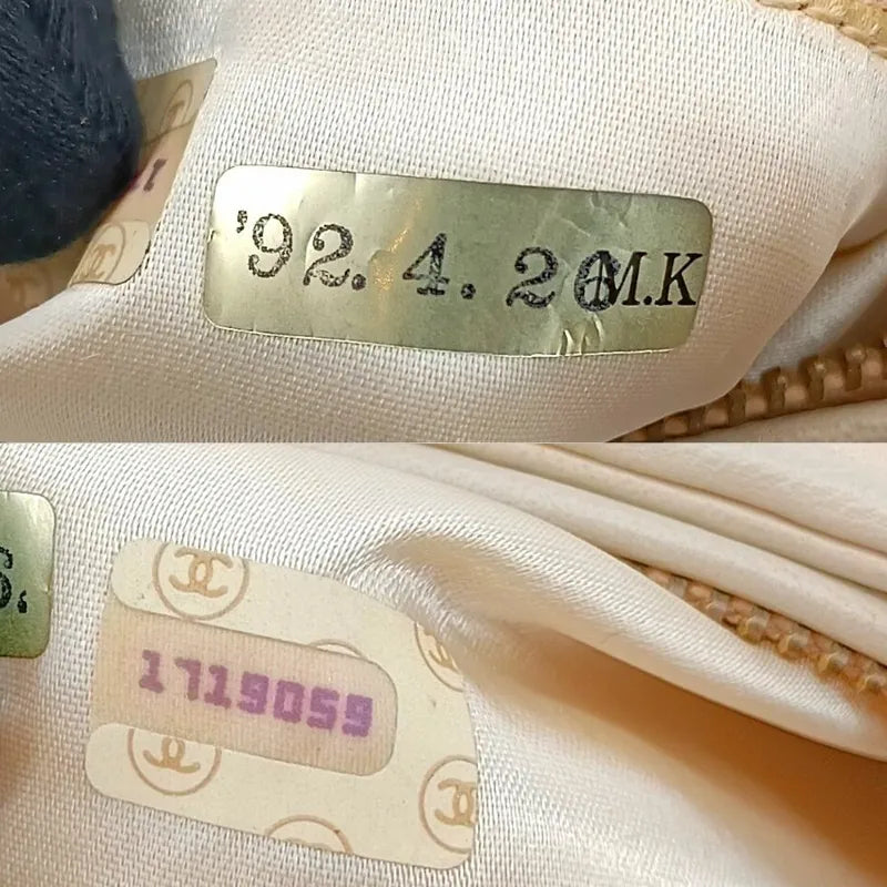 jah165-chanel-vintage-beige-lambskin-quilted-camera-bag