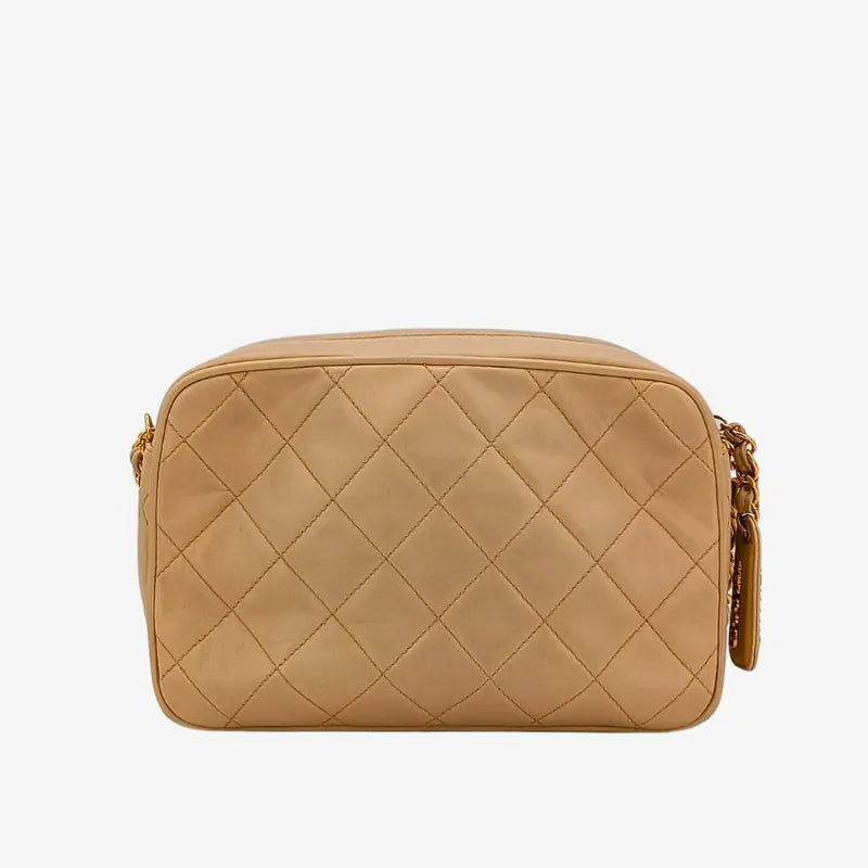 jah160-chanel-vintage-beige-lambskin-quilted-camera-bag