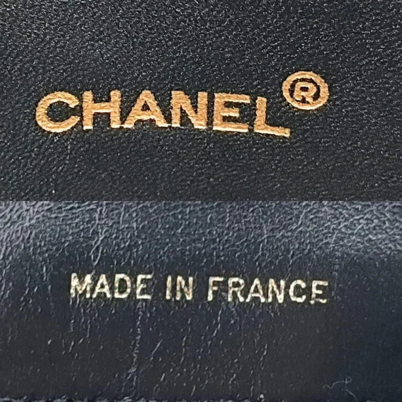 ra847-chanel-vintage-dark-green-lambskin-quilted-camera-bag