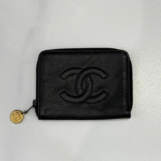 jx381-chanel-vintage-black-caviar-leather-zipped-key-holder-case