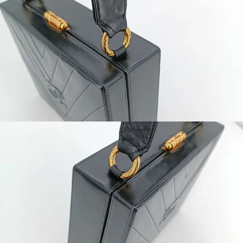 jah110-chanel-vintage-black-lambskin-chevron-box-bag