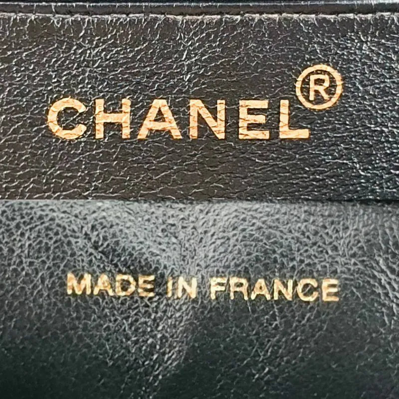 rb037-chanl-vintage-black-caviar-leather-cc-mark-tote-bag