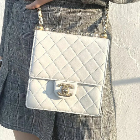 ra434-chanel-white-calfskin-quilted-acrylic-pearl-flap-bag