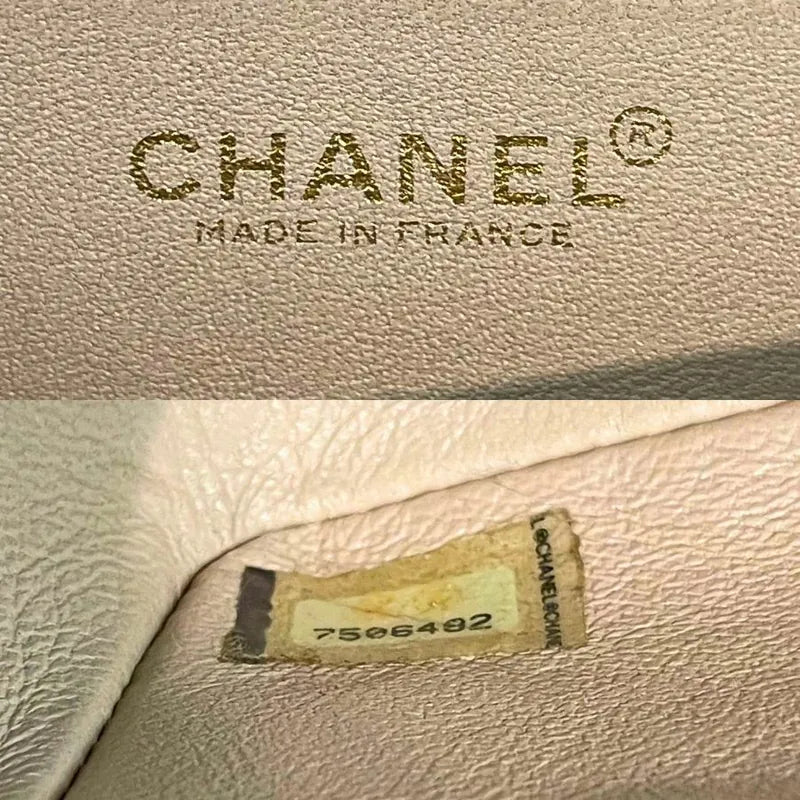 c538-chanel-vintage-beige-lambskin-chocolate-bar-charms-flap-bag