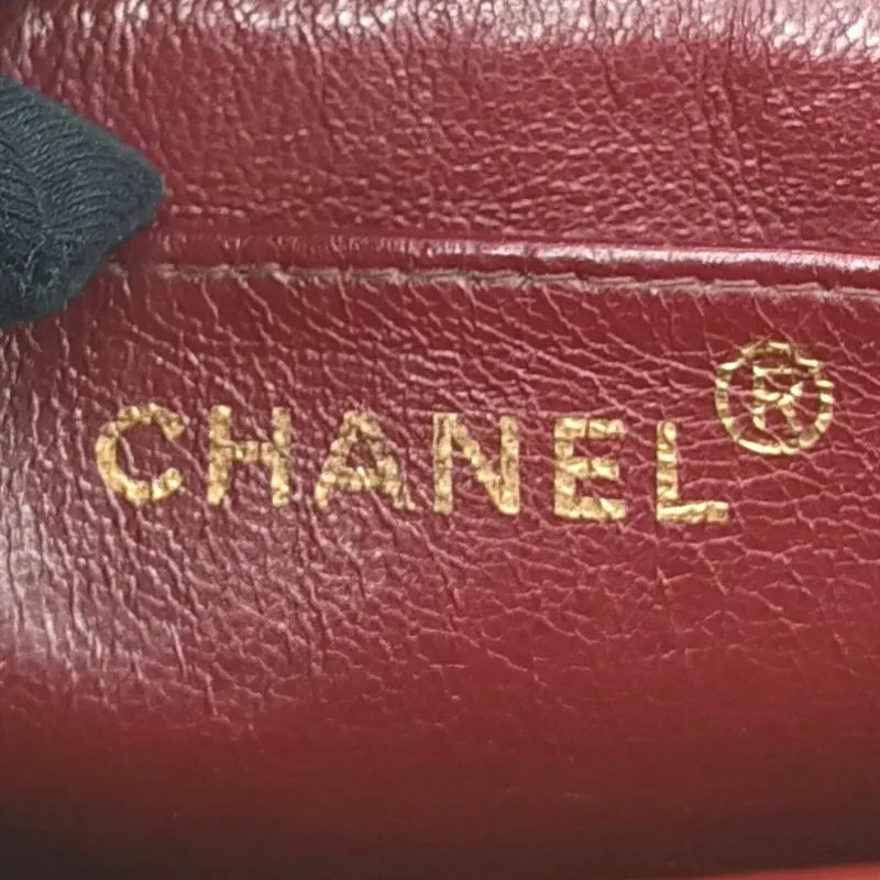 c370-chanel-vintage-black-lambskin-qulited-flap-bag