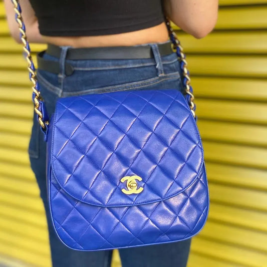 90201290-chanel-vintage-blue-lambskin-flap-bag
