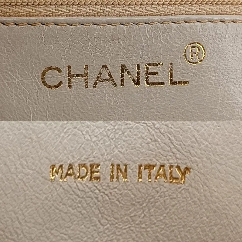 c462-chanel-vintage-gold-lambskin-gold-chain-camera-bag