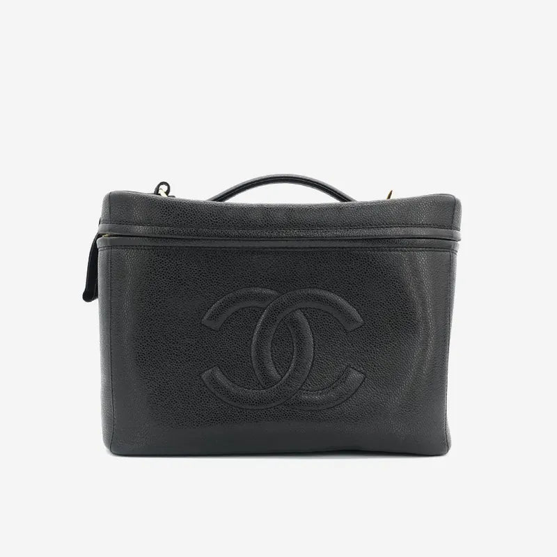 jq582-chanel-vintage-black-caviar-embossed-logo-cosmetic-bag